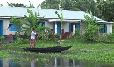 গোপালগঞ্জ পৌরসভায় তিন মাস ধরে জলাবদ্ধতা