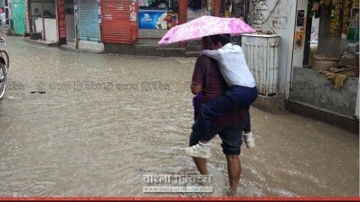বৃষ্টি হলেও তো বন্ধ থাকে না স্কুল!