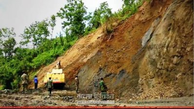 বান্দরবান-রুমা সড়ক (ছবি: বান্দরবান প্রতিনিধি)