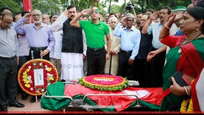 শেষ শ্রদ্ধায় চিরবিদায় নিলেন বীর মুক্তিযোদ্ধা মেজর জিয়াউদ্দিন, ছবি- নাসিরুল ইসলাম 