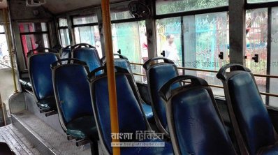 যানজটে নেমে গেছেন যাত্রী