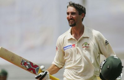 জ্যাসন গিলেস্পির ডাবল সেঞ্চুরি উদযাপন