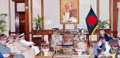 গণভবনে প্রধানমন্ত্রী শেখ হাসিনার সঙ্গে সৌজন্য সাক্ষাৎ করেন সৌদি চিফ অব জেনারেল স্টাফ জেনারেল আব্দুল রহমান 