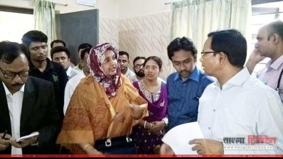 হঠাৎ হাসপাতাল পরিদর্শনে দুদক কমিশনার