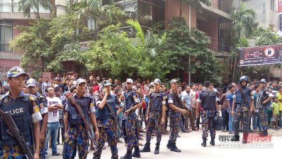 ঘটনাস্থলের আশপাশে নিরাপত্তা জোরদার করা হয়