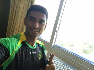 অনুশীলনের আগে এভাবেই ফেসবুকে ছবি পোস্ট করেন মাহমুদউল্লাহ।