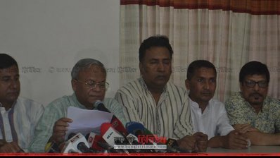 সংবাদ সম্মেলনে কথা বলছেন রুহুল কবির রিজভী