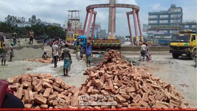 সংস্কার কাজ শেষ হয়নি সিরাজগঞ্জ মহাসড়কের