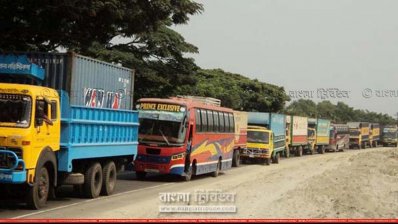 ঢাকা-চট্টগ্রাম মহাসড়কের কুমিল্লার অংশে যানজট কমেছে