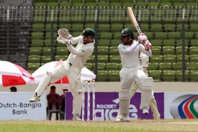 অস্ট্রেলিয়ার লক্ষ্য ২৬৫