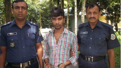 ধর্ষক অপু হালদারকে গ্রেফতার করেছে পুলিশ