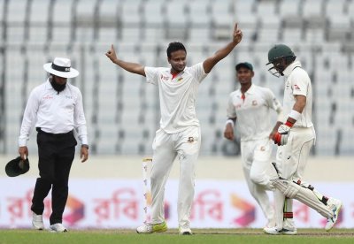 যে রেকর্ড শুধুই সাকিবের