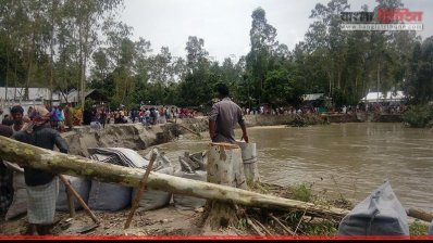 বঙ্গবন্ধু সেতুরক্ষা বাঁধে ধস