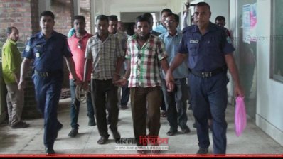 আদালতে ধর্ষণ মামলার আসামিরা