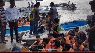 শিমুলিয়া ঘাটে স্পিড-বোটে নদী পার হতে ঘরমুখী মানুষের ভিড় 