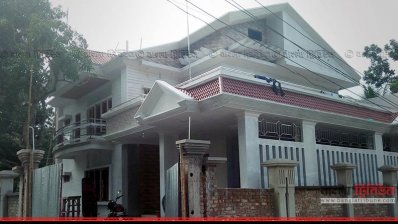 মায়ের স্বপ্ন পূরণে নড়াইলে মাশরাফির বানানো বাড়ি