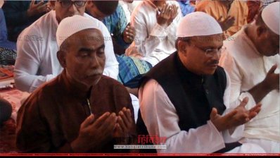 আওয়ামী লীগ থেকে মনোনয়ন প্রত্যাশী রেজাউল ইসলাম মিলন (ডানে) 