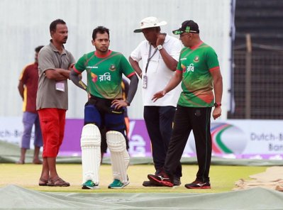 হাথুরুসিংহেকে কৃতিত্ব দিতে নারাজ মুশফিক!