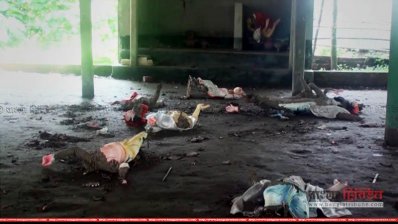 মানিকগঞ্জের সিংগাইরে মূর্তি ভাঙচুর, ছবি- প্রতিনিধি 