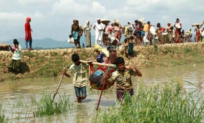 রোহিঙ্গাদের পালানোর পথেও মৃত্যুফাঁদ (ভিডিও)
