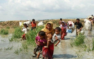 রোহিঙ্গাদের পালানোর পথেও মৃত্যুফাঁদ (ভিডিও)