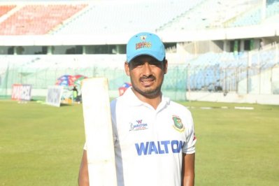 আশরাফুল ফিরছেন তিন অঙ্কের তৃপ্তি নিয়ে