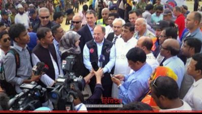রোহিঙ্গা ক্যাম্পে তুরস্কের উপ-প্রধানমন্ত্রী নোমান কুত্তোলমাস 