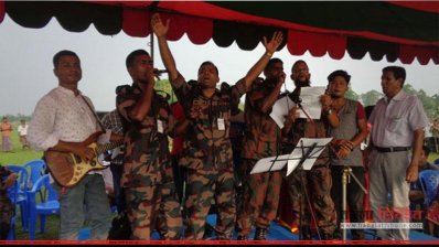 ঠাকুরগাঁও সীমান্তে বিজিবি-বিওপির ক্রীড়া ও সাংস্কৃতিক অনুষ্ঠান