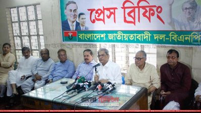 কক্সবাজারে মির্জা ফখরুল ইসলাম আলমগীর (ছবি: প্রতিনিধি)
