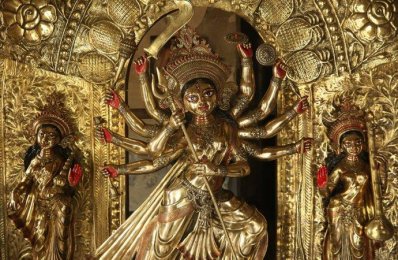 অষ্টধাতুর দুর্গা প্রতিমা, ছবি: সৈয়দ জাকির হোসেন