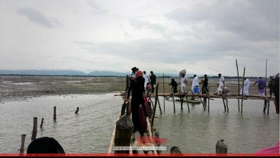 সন্ধ্যায় শাহপরীর দ্বীপে রোহিঙ্গার ঢল 