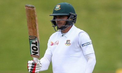 হাফসেঞ্চুরি করেই অবহেলার জবাব দিলেন মুমিনুল