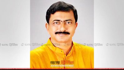 দিনাজপুর-১ আসনের সংসদ সদস্য মনোরঞ্জন শীল গোপাল