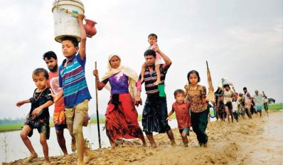 রাখাইনে বিদেশি কূটনীতিকদের নিয়ে গেলো মিয়ানমার