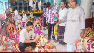 বরিশালে ঐতিহ্যবাহী লক্ষ্মীরহাট শেষ হচ্ছে আজ