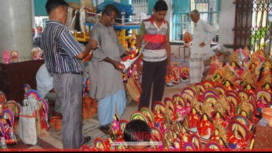 বরিশালে ঐতিহ্যবাহী লক্ষ্মীরহাট শেষ হচ্ছে আজ