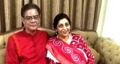 স্ত্রীর সঙ্গে সৈয়দ আশরাফ, ছবি: সংগৃহীত