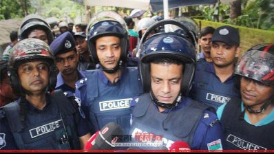 আত্মসমর্পণ করলো জঙ্গি মারজানের বোন খাদিজা