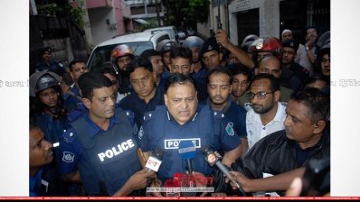 খুলনা বিভাগের এডিশনাল ডিআইজি একরামুল হাবিব 