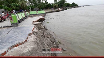 অবৈধভাবে বালি উত্তোলন করায় যমুনায় তীব্র ভাঙন