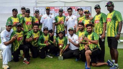 শিরোপা হাতে বাংলাদেশের &lsquo;এ&rsquo; দল