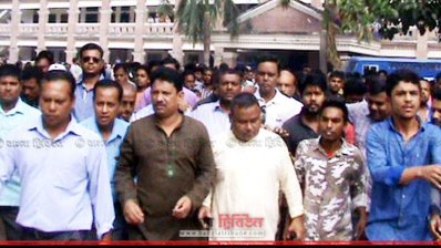 আদালতে রংপুর বিএনপি&rsquo;র তিন নেতা (ছবি- প্রতিনিধি)