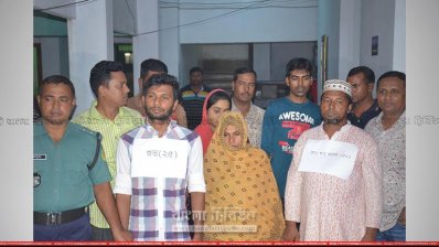 গ্রেফতার তিন জন