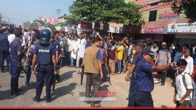 পুলিশি বাধার মুখে বিএনপির নেতা কর্মীরা