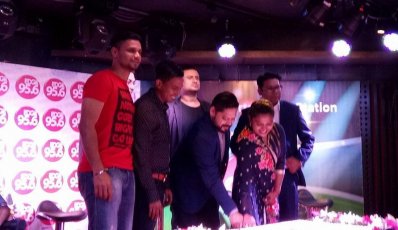 &lsquo;রেডিও এজ&rsquo;-এর উদ্বোধন অনুষ্ঠানে মাশরাফি-মামুনুলের সঙ্গে অন্যরা