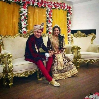 স্ত্রী রাবেয়ার সঙ্গে তাসকিন। ছবি-ফেসবুক