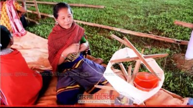 টাটকা চীবর বুনন উৎসব