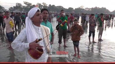 কুয়াকাটায় রাসমেলা (ছবি: পটুয়াখালী প্রতিনিধি)