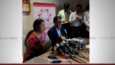 সিপিএ নির্বাহী কমিটির বৈঠকের পর সংবাদ সম্মেলনে শিরীন শারমিন চৌধুরী (ছবি: এমরান হোসাইন শেখ)