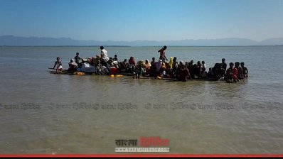 ভেলায় চড়ে বাংলাদেশে ৫২ রোহিঙ্গা (ছবি- প্রতিনিধি)